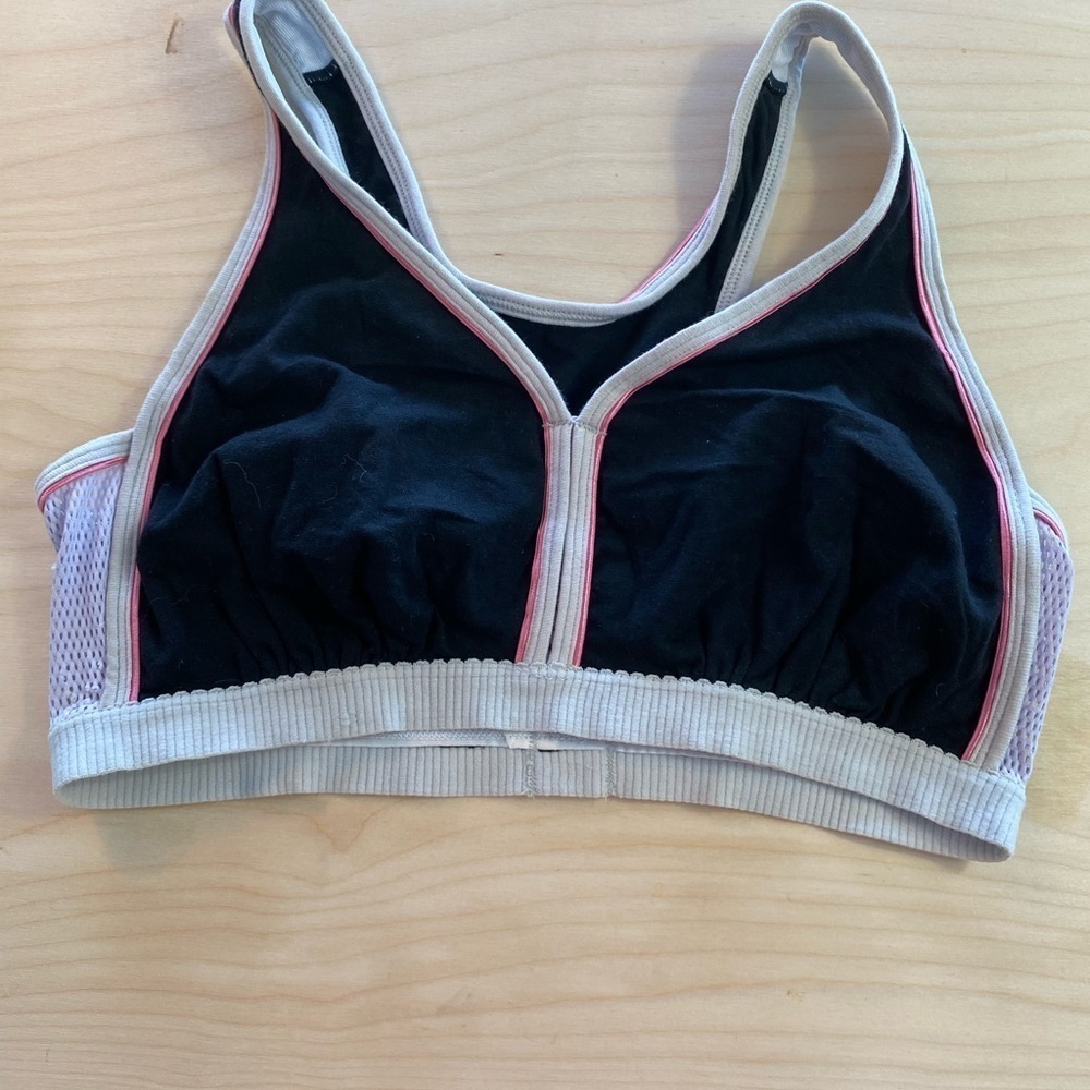Best Form Sports Bra size 40 (DX)